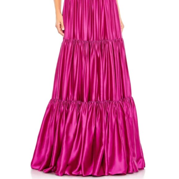 MAC DUGGAL 506581 RUFFLE TIERED SOFT TIE HALTER NECK GOWN sz 8 - Picture 5 of 7